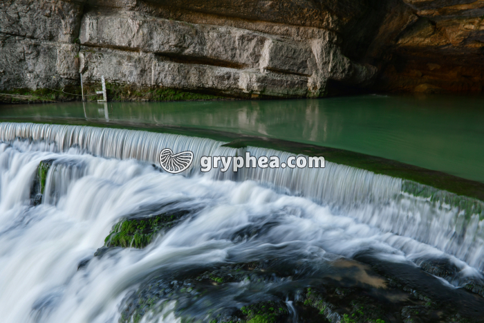 Résurgence de la Loue (Jura, France) - gryphea.com